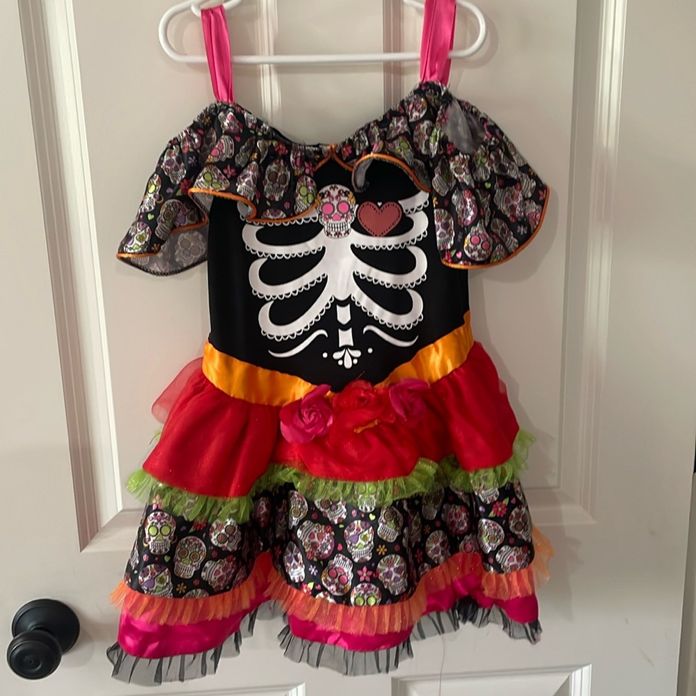 Small girls sugar skull dress size 4-6